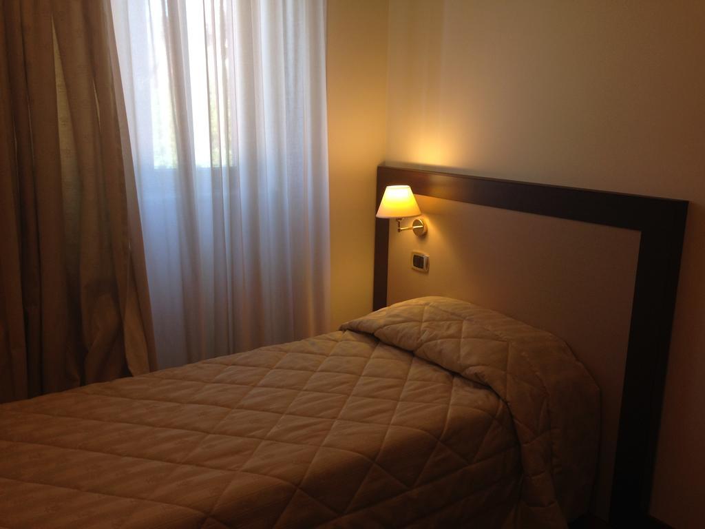 La Locanda Del Palatoraffinato Ciampino Habitación foto